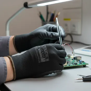 Pracovní oblečení Procera Rukavice X-TOUCH BLACK Velikost 8 černá