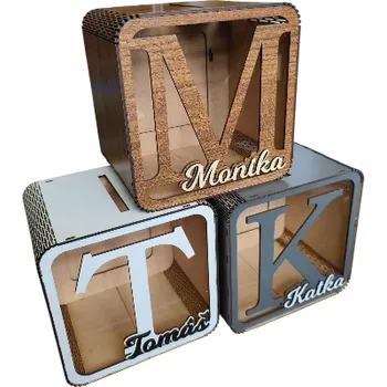 Pokladnička Dřevěná pokladnička LUXURY s písmenem a jménem