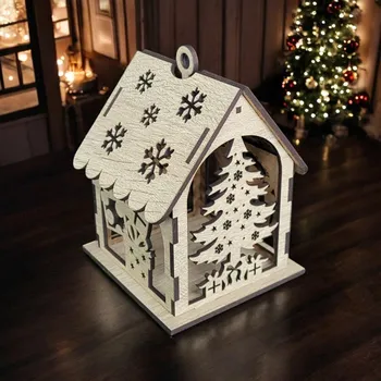 Vánoční dekorace Dřevěný domeček na zavěšení - Stromeček