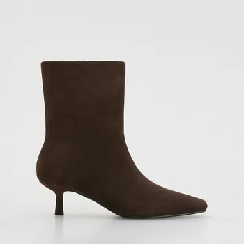 Dámská zimní obuv Reserved - Semišové kotníkové boty na podpatku - tmavě hnědá - 337FF-89X - 337FF-89X-36