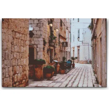 Diamantové malování Diamantové malování - Výhled do ulice - Chorvatsko Velikost: 40x60cm, Rámování: Pouze srolované plátno, Diamanty: Čtvercové