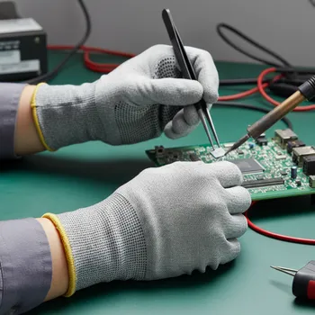 Pracovní rukavice CERVA GROUP Rukavice WRYNECK ESD Velikost 7 bílá