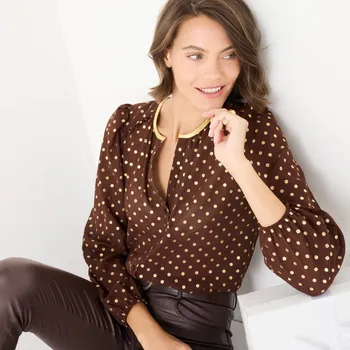 Dámská halenka Voálová halenka se zlatým potiskem puntíků čokoládová 48