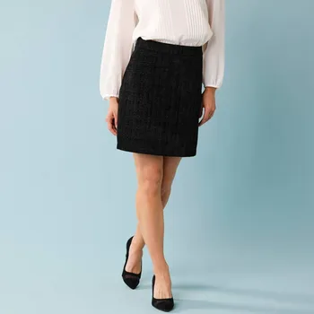 Dámská sukně Rozšířená tvídová sukně, pro menší postavu černá 34