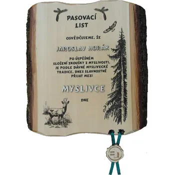 Dřevo Novák Pasovací list myslivec č.735 na desce s kůrou 3D