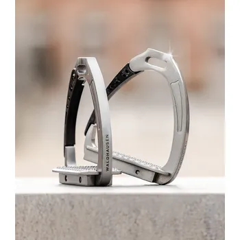 Třmeny PRO balance s výklopným bokem pro větší bezpečnost Waldhausen Barva: black, Velikost: 12 cm