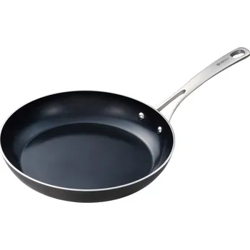Pánev Kyocera keramická pánev 26cm Pánev, keramická, průměr 26cm, nerezová rukojeť, černá CFP-L10