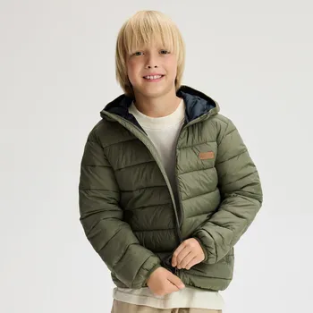 Chlapecká bunda Reserved - Prošívaná bunda s přírodním peřím - zelená - PL177-87X - PL177-87X-122