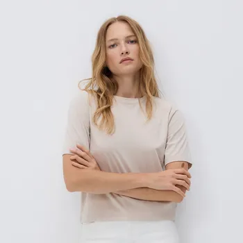 Dámské tričko Reserved - Oversize tričko s modalem - béžová - 570GA-08X - 570GA-08X-M