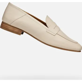 Dámské mokasíny Dámské mokasíny GEOX MANTINEA KRÉMOVÁ 36,5