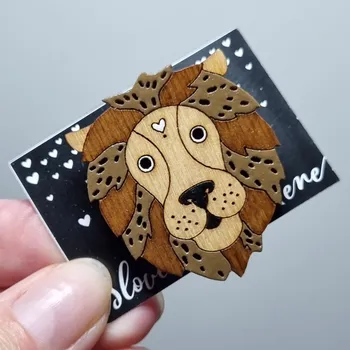 Brož Brož dřevěná malovaná - lev