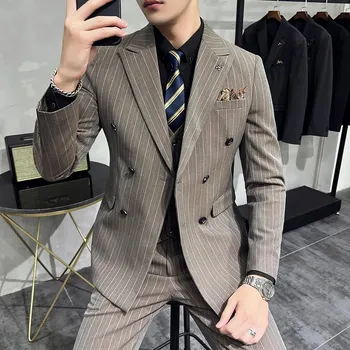 Třídílný pruhovaný oblek – business styl v slim střihu Velikost: M, Barva (Varianta): Hnědá