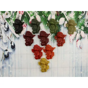 Vánoční ozdoba Ozdoba ze včelího vosku anděl s čelenkou srdce zelené