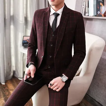 Korejský třídílný oblek – slim fit styl pro mladé muže Velikost: M, Barva (Varianta): Vínová