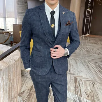 Pánský oblek Třídílný business oblek – elegantní komplet pro moderního muže Velikost: XS, Barva (Varianta): Modrá