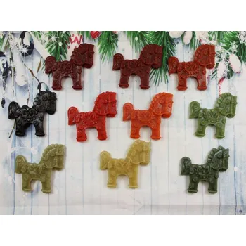 Vánoční ozdoba Ozdoba ze včelího vosku koník velký oranžové