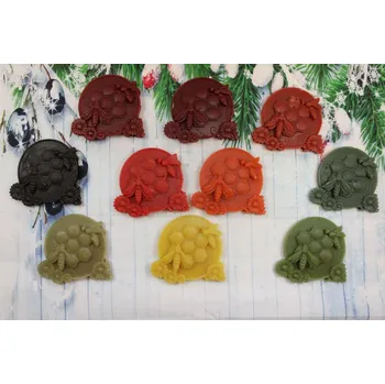 Vánoční ozdoba Ozdoba ze včelího vosku plást včely khaki