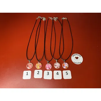 Náhrdelník HandMade by MiJa Náhrdelník kruh - kytka a srdce z pryskyřice