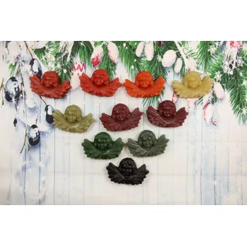 Vánoční ozdoba Ozdoba ze včelího vosku anděl v křídlech černé