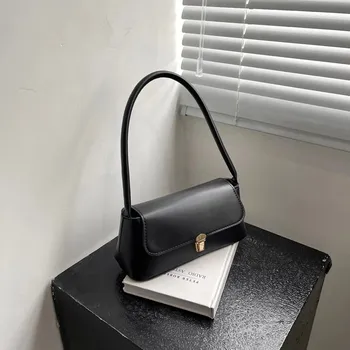 Kabelka Dámská retro kabelka pod paži – styl baguette Barva (Varianta): Černá