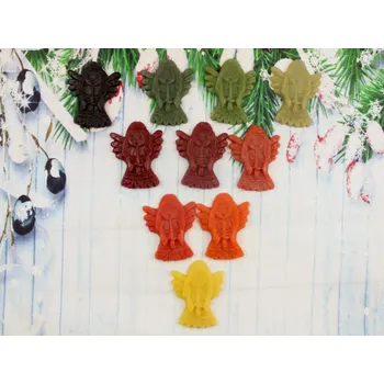 Vánoční ozdoba Ozdoba ze včelího vosku anděl staročeský s flétnou zelené