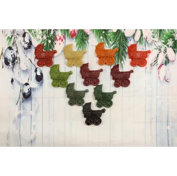 Vánoční ozdoba Ozdoba ze včelího vosku kočárek zelené