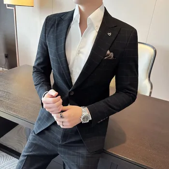 Pánský oblek Dvoudílný pánský oblek – kostkovaný britský styl Velikost: M, Barva (Varianta): Černá