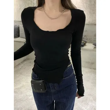 Dámské tričko Dámské tričko s volány – nepravidelný lem, slim fit, basic styl Barva: Černá, Velikost: L