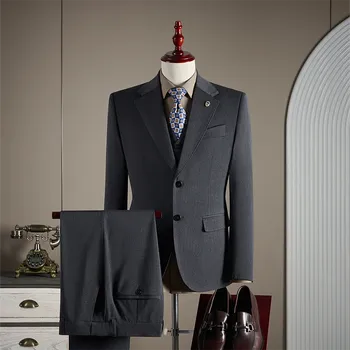 Pánský oblek Vlněný svatební oblek – britský střih pro business i slavnost Velikost: M, Barva (Varianta): Tmavě šedá