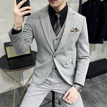 Slim oblek se dvěma knoflíky – business casual střih Velikost: L, Barva (Varianta): Světle šedá