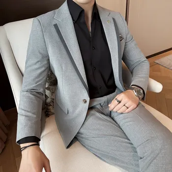 Pánský oblek Dvoudílný slim oblek – formální a profesionální kombinace Velikost: XL, Barva (Varianta): Světle šedá