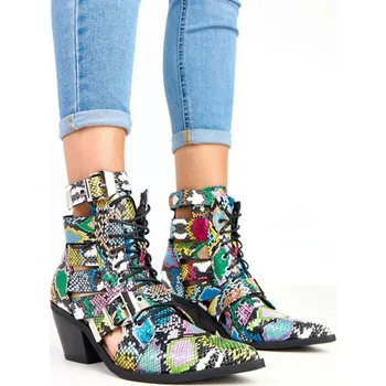 Dámské kozačky Boty na podpatku model 217930 Solea 38