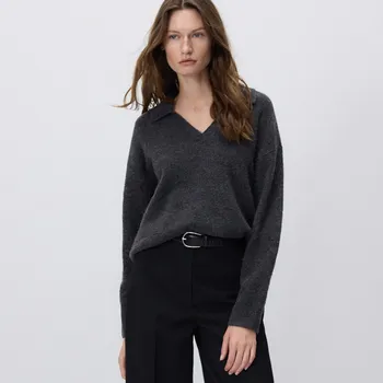 Dámský svetr Reserved - Svetr s límečkem - tmavě šedá - 381ID-90X - 381ID-90X-L