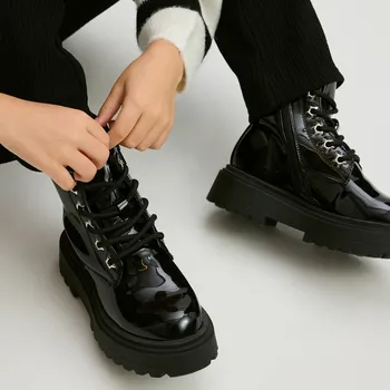 Dětská móda Reserved - Lakované kotníkové boty - černý - 907GT-99X - 907GT-99X-37