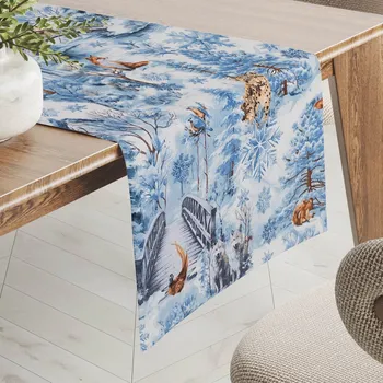 ubrus Bavlněný běhoun na stůl Sandra SA-674 Lesní zvířata v zimním lese na modrém 20x120 cm