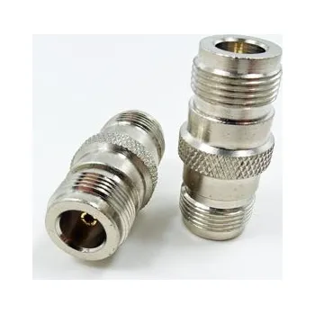 Elektrická zásuvka Adaptér / Spojka N zásuvka - zásuvka