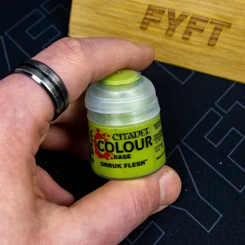 Modelářská barva Citadel Base: Orruk Flesh 12ml - barva na figurky a miniatury