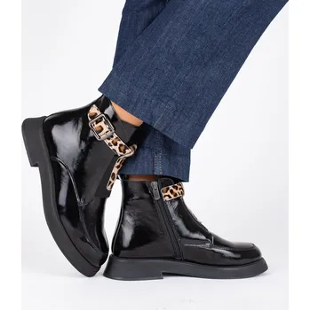 Dámské sandále Dámské černé lakované kotníkové boty Letizia s leopardím páskem Velikost: 37