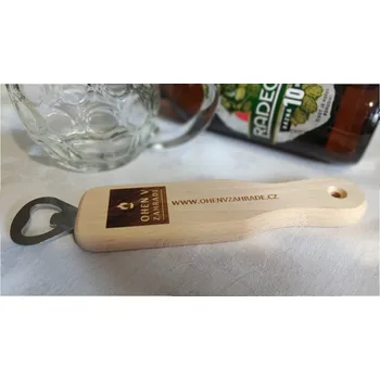 Otvírák OHENVZAHRADE.CZ Dřevěný otvírák korunkových uzávěrů