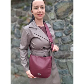 Kabelka Dámská crossbody kabelka COVERI bordo