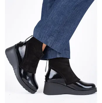 Dámské sandále Dámské černé kotníkové boty Letizia na klínku z kombinované kůže Velikost: 39