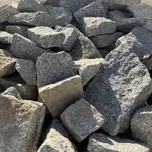 Žulové odseky - tříděné - šedá žula (AKCE 40-150 mm )