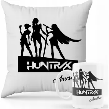 SADA POLŠTÁŘ + HRNEK Prezen Kpop Demon Hunters Huntrix LOVKYNĚ JMÉNO 20