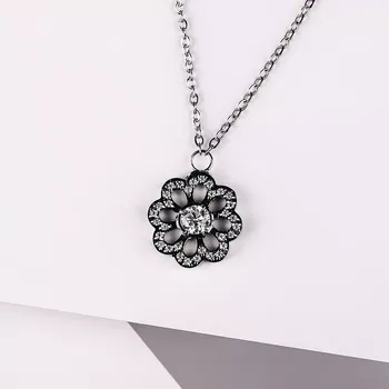 Šperk Edira - náhrdelník z chirurgické oceli