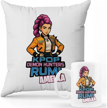 SADA POLŠTÁŘ + HRNEK Prezen Kpop Demon Hunters Huntrix LOVKYNĚ JMÉNO 17