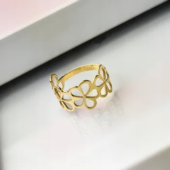 Prsten Zlatý prstýnek s květinami - pr.585