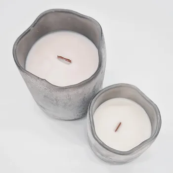 Svíčka MAISON OLER Designová aroma svíčka INDESCRIPTIBLE PRIMITIF ART Velikost balení: GRAND GREY 575 GR