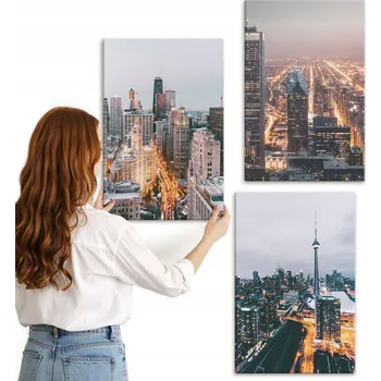 Obraz Sada obrazů do ložnice - Město v noci, mrakodrapy a světla, 3x 40x60 cm