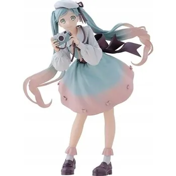 Figurka Figurka Anime Vocaloid Hatsune Miku Holiday Memories s kamerou Banpresto