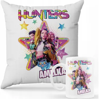 SADA POLŠTÁŘ + HRNEK Prezen Kpop Demon Hunters Huntrix LOVKYNĚ JMÉNO 26